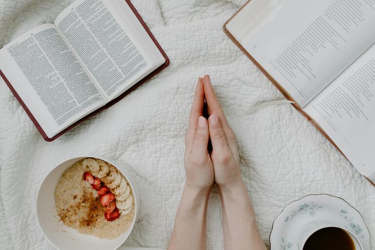 Simple Ways to Make Mornings More Mindful and Peaceful